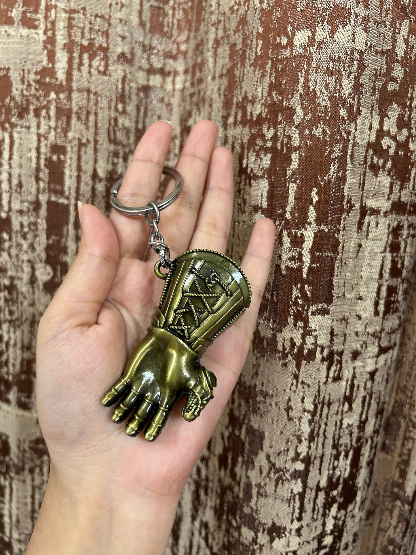 Thanos Infinity Gauntlet Glove Keychain