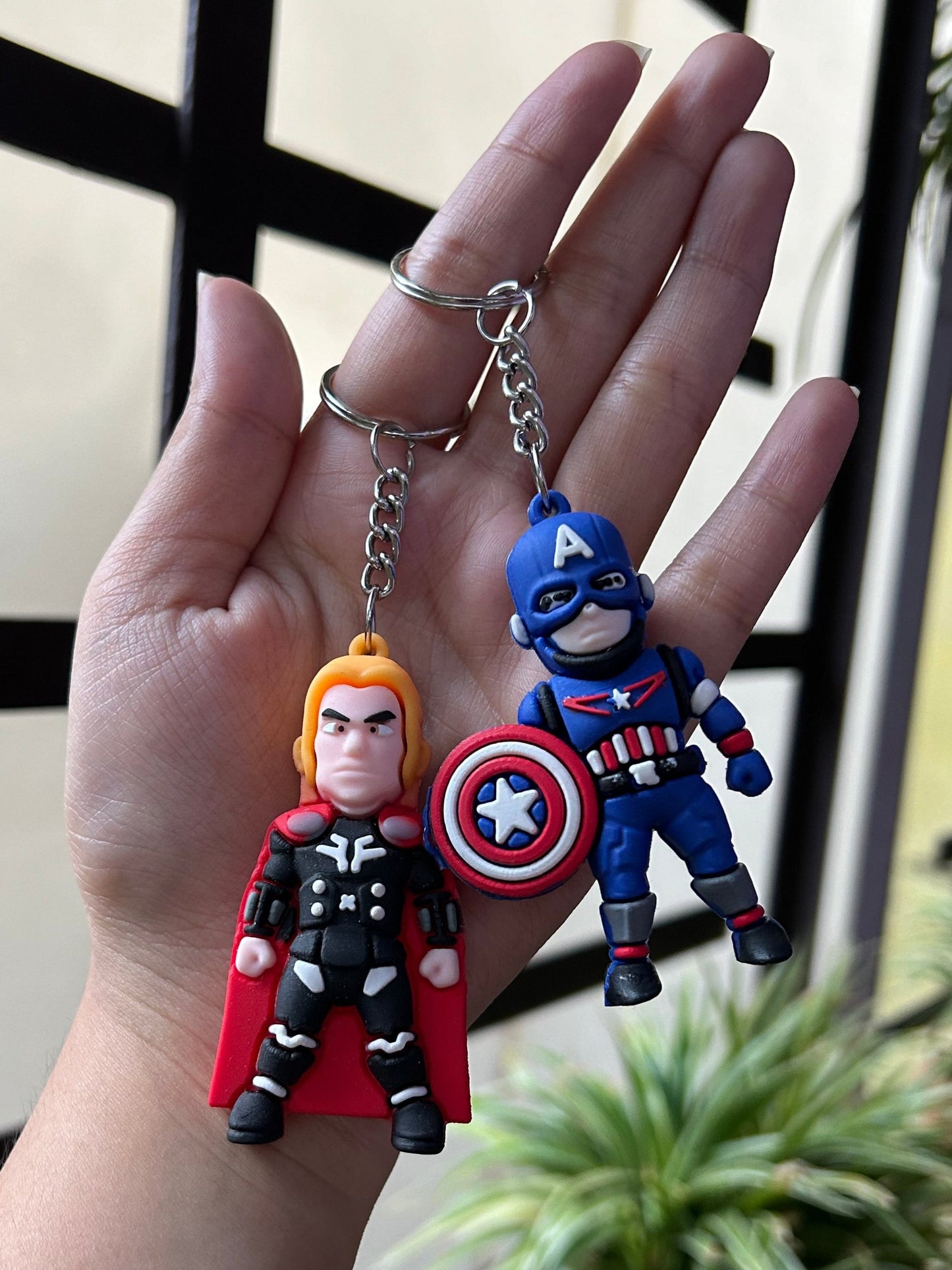 Avengers marvel medium keychains