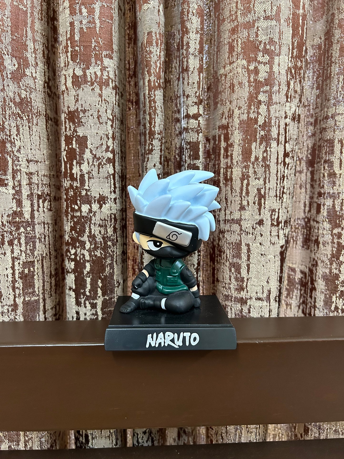 Kakashi Naruto Bobblehead cum Mobile stand