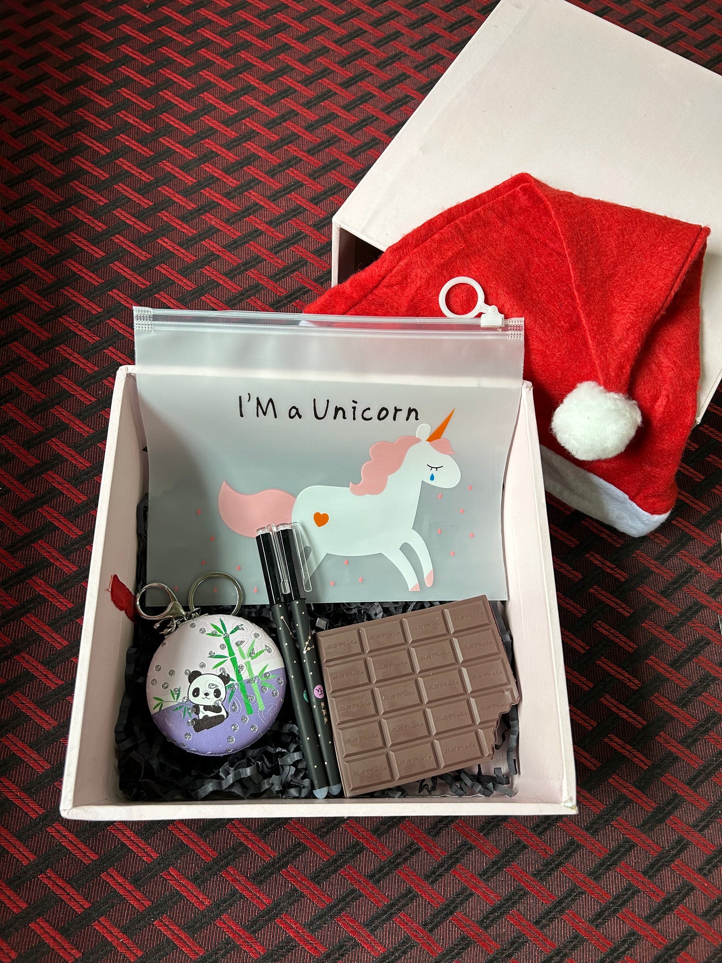 Gift Hamper for her - 4